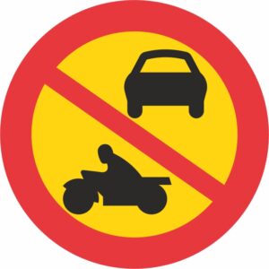 C3 Förbud mot trafik med annat motordrivet fordon än moped klass II